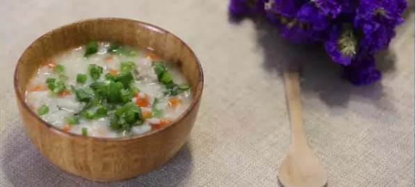 胡蘿卜肉末生菜粥